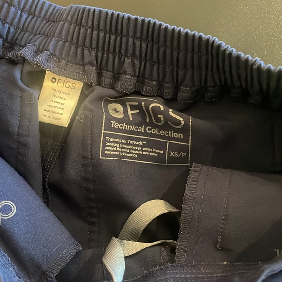 Yola™ Skinny Scrub Pants - Picture 5 of 6